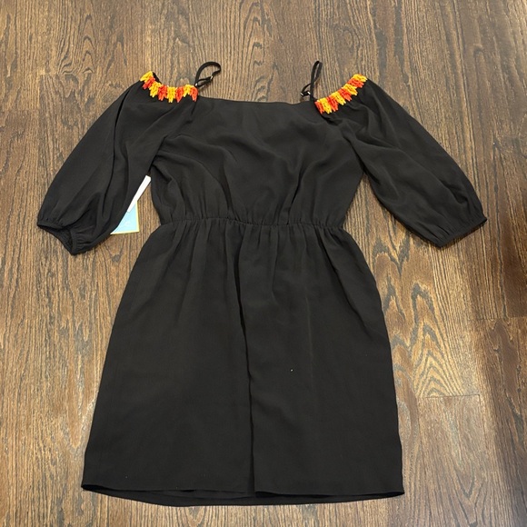 CeCe Women’s Black Dress with Orange and Yellow Embroidery Size 0 - Picture 2 of 6